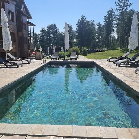 Pirin Golf With Private Garden Apartmán